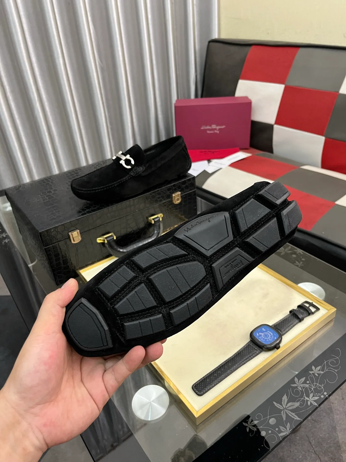 Men's shoes 💰560⌚️⌚️ Ferragamo [Ferragamo] new high-end quality framed shoes. The style is luxurious and elegant, with equal emphasis on practicality and style. We pay special attention to quality and details. The shoe last leather, workmanship and comfort are not inferior! Material: Imported first-layer soft cowhide leather upper ➕Genuine leather lining, code number: 38-446️⃣colors available